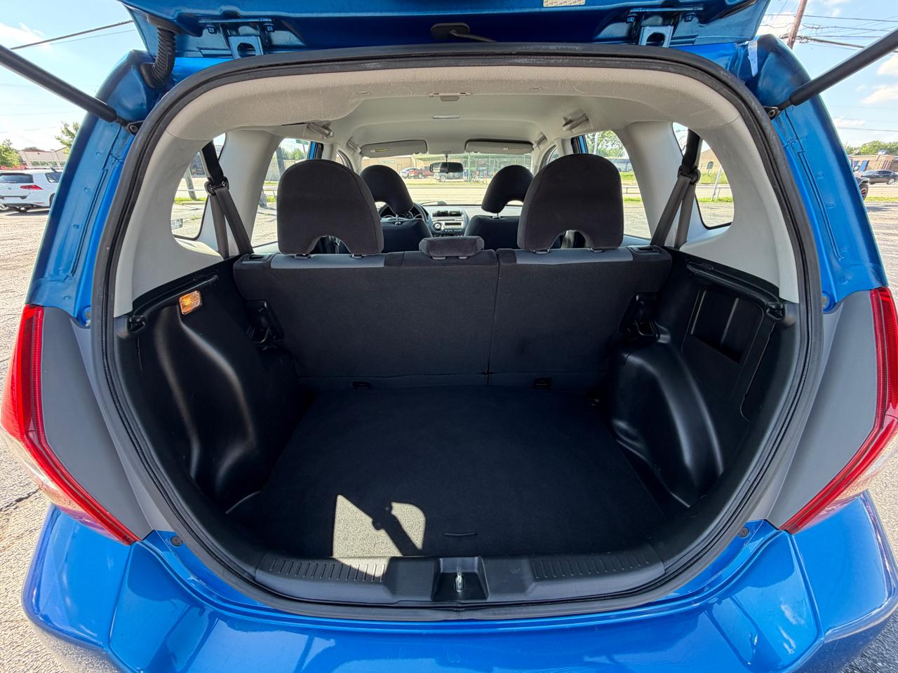 Honda Fit 5-Speed AT 2008