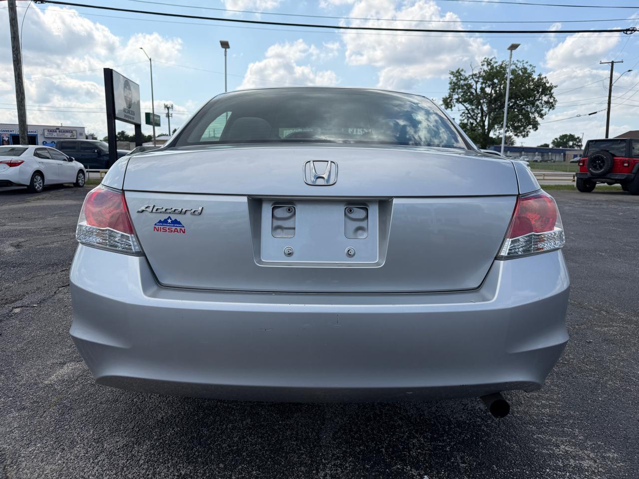 Honda Accord LX sedan AT 2010