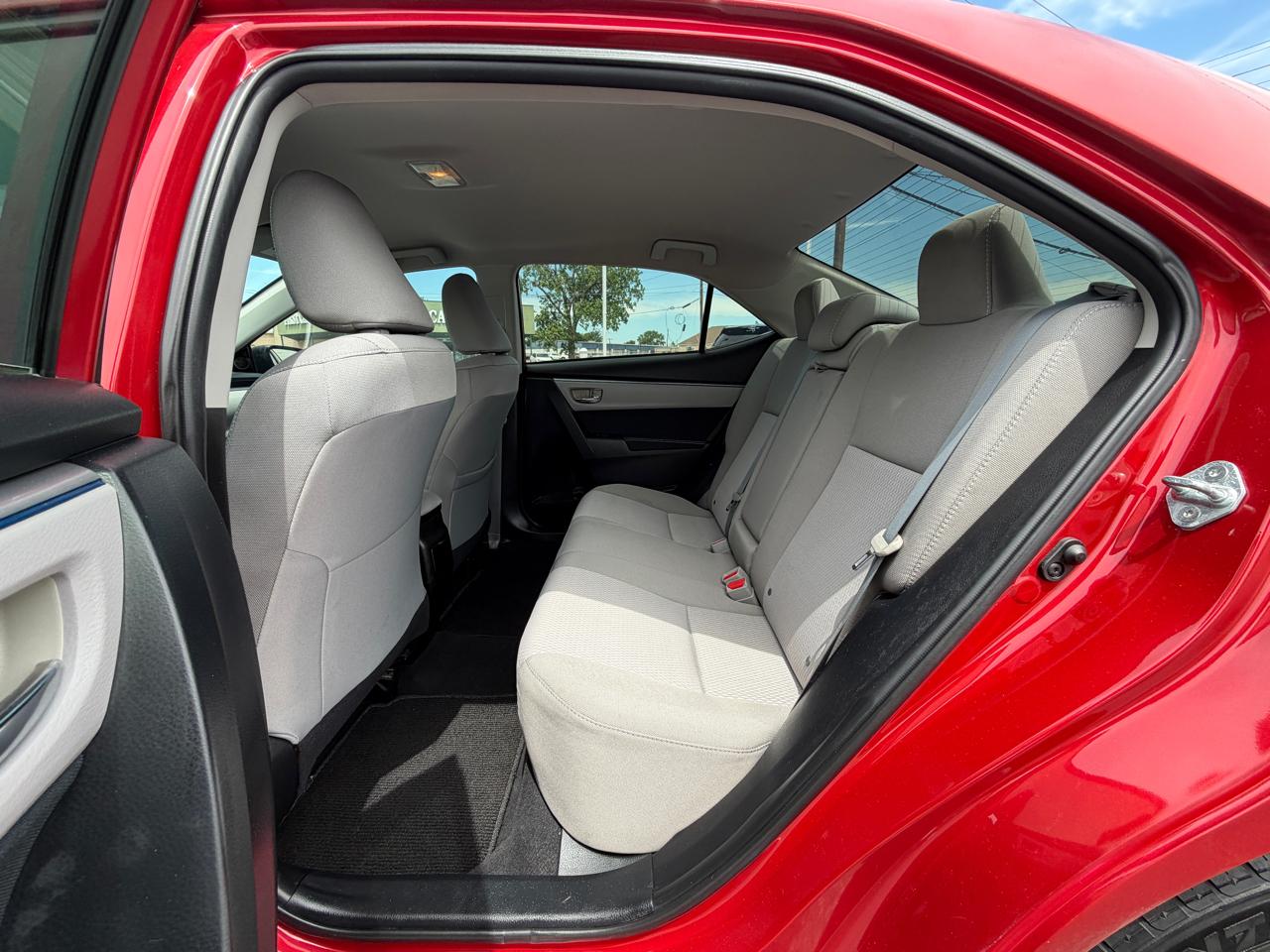 Toyota Corolla LE 2015