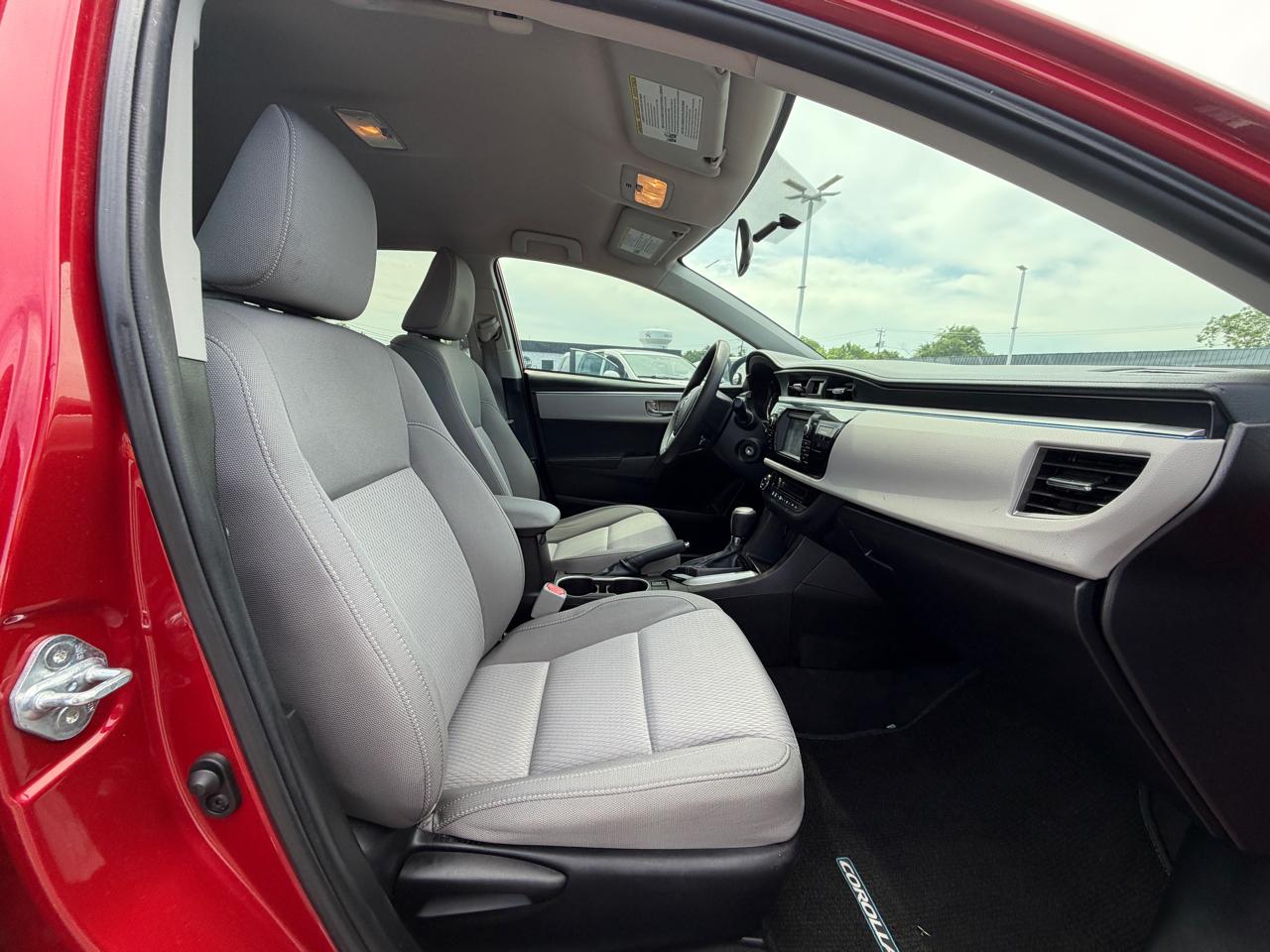 Toyota Corolla LE 2015