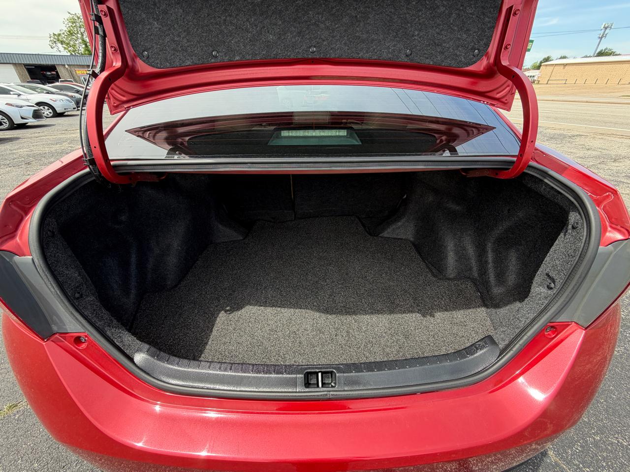 Toyota Corolla LE 2015