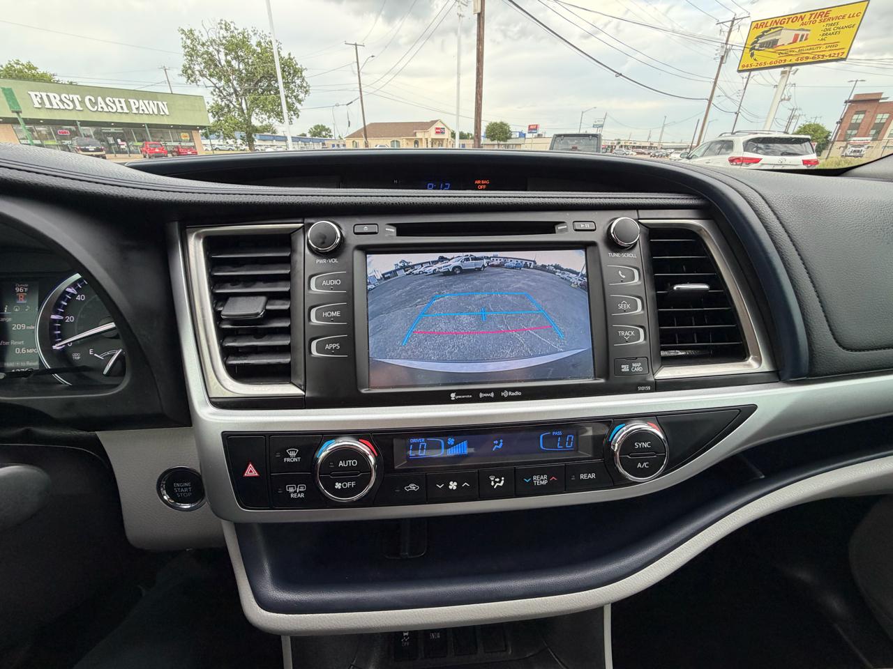 Toyota Highlander XLE FWD V6 2016