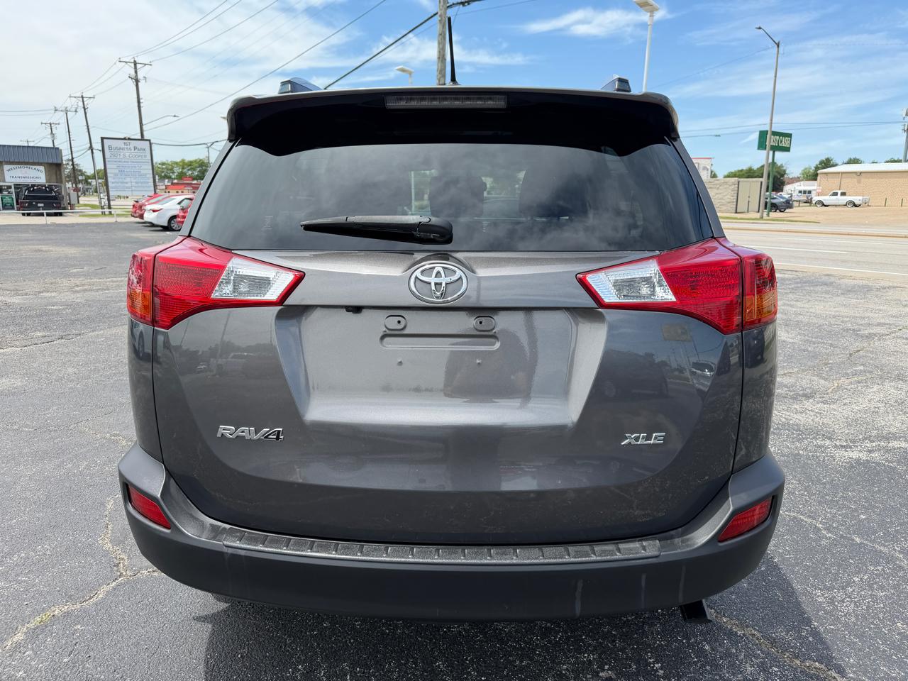 Toyota RAV4 XLE FWD 2015