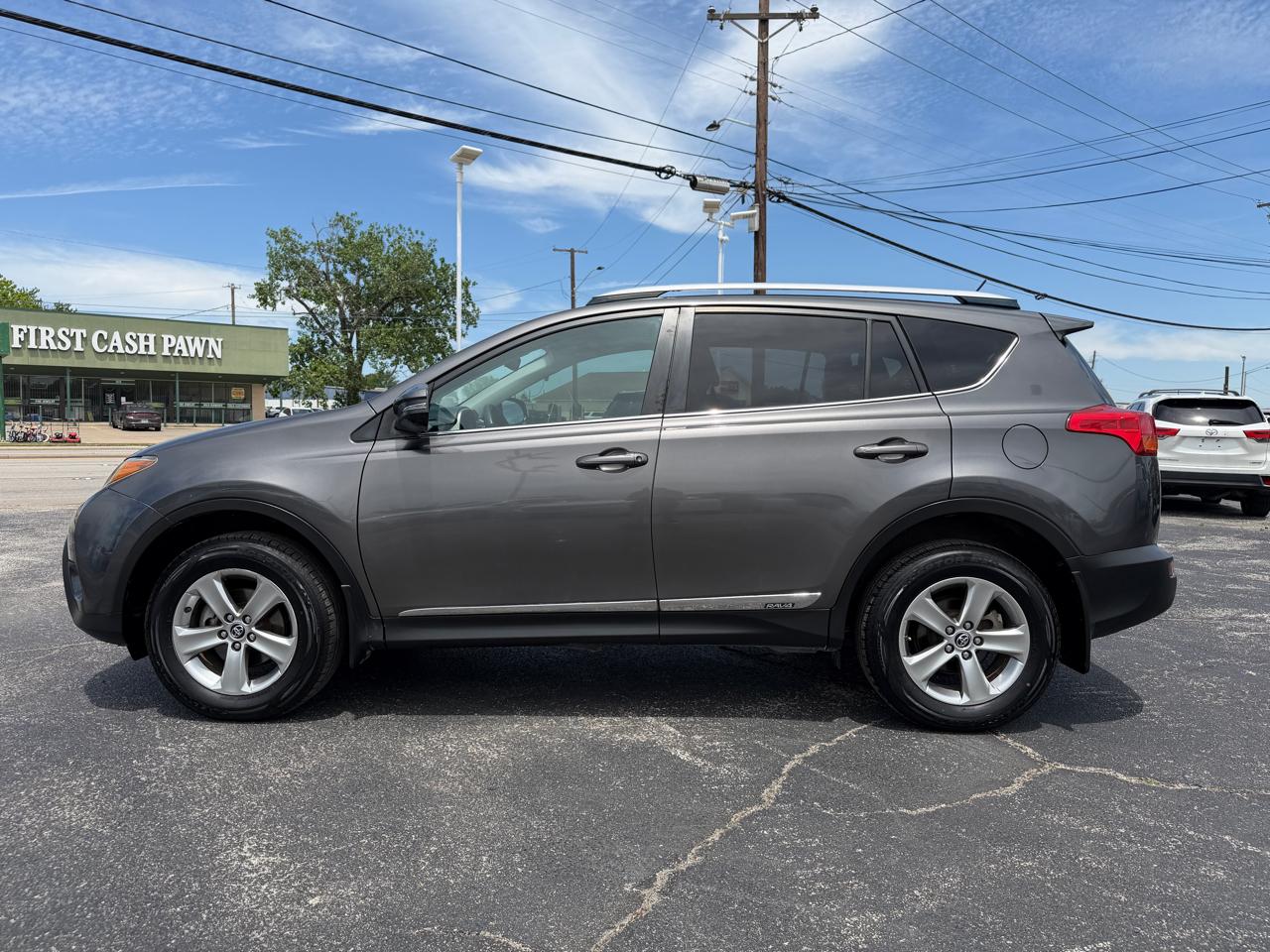 Toyota RAV4 XLE FWD 2015