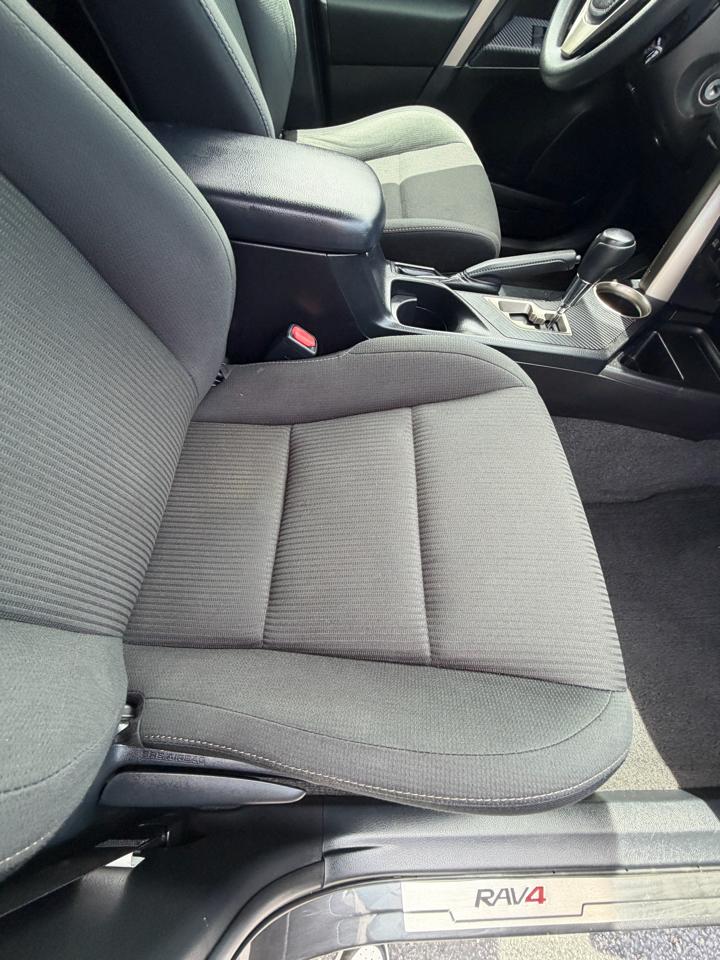 Toyota RAV4 XLE FWD 2015