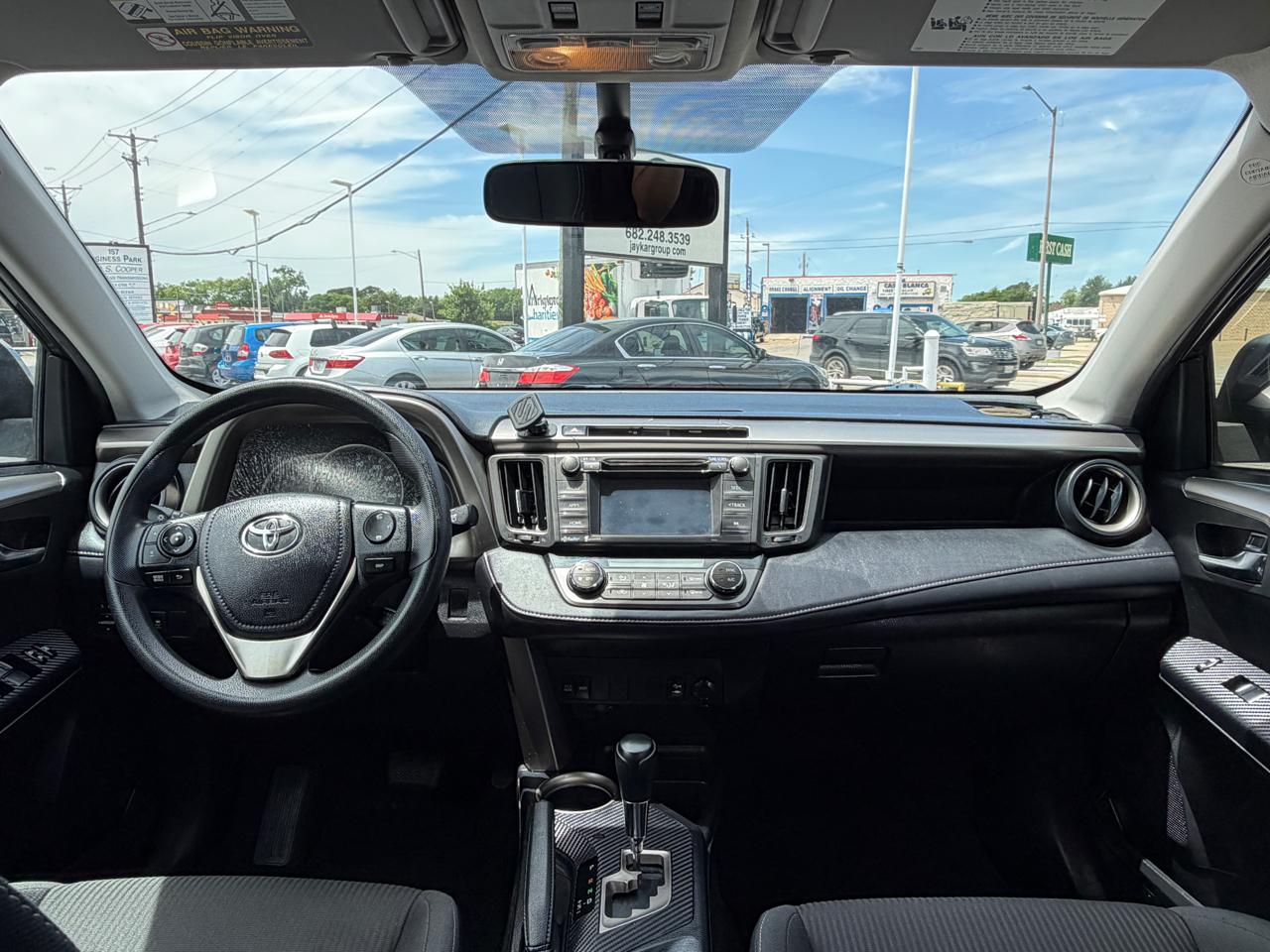 Toyota RAV4 XLE FWD 2015