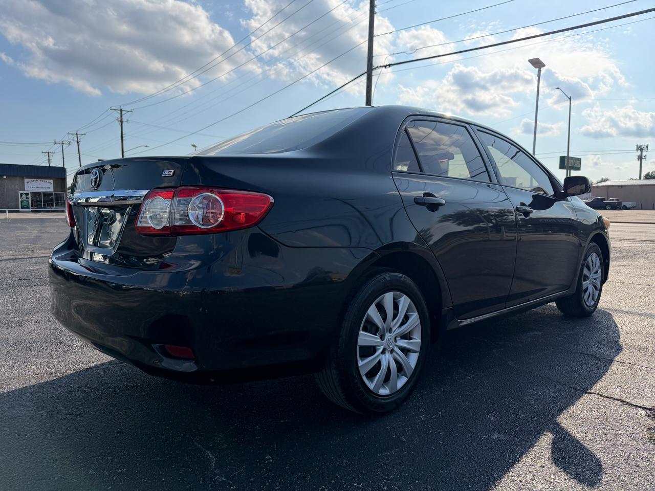 Toyota Corolla LE 2012
