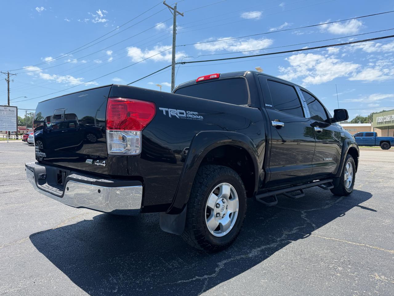 Toyota Tundra Limited 5.7L FFV CrewMax 4WD 2012