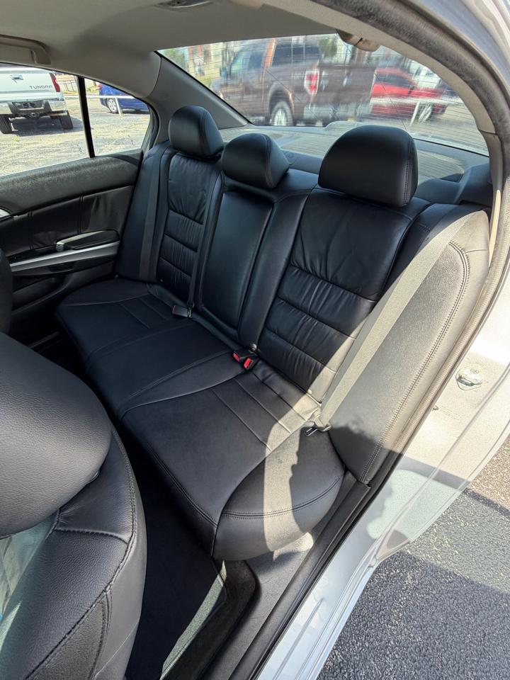Honda Accord EX-L Sedan AT 2010