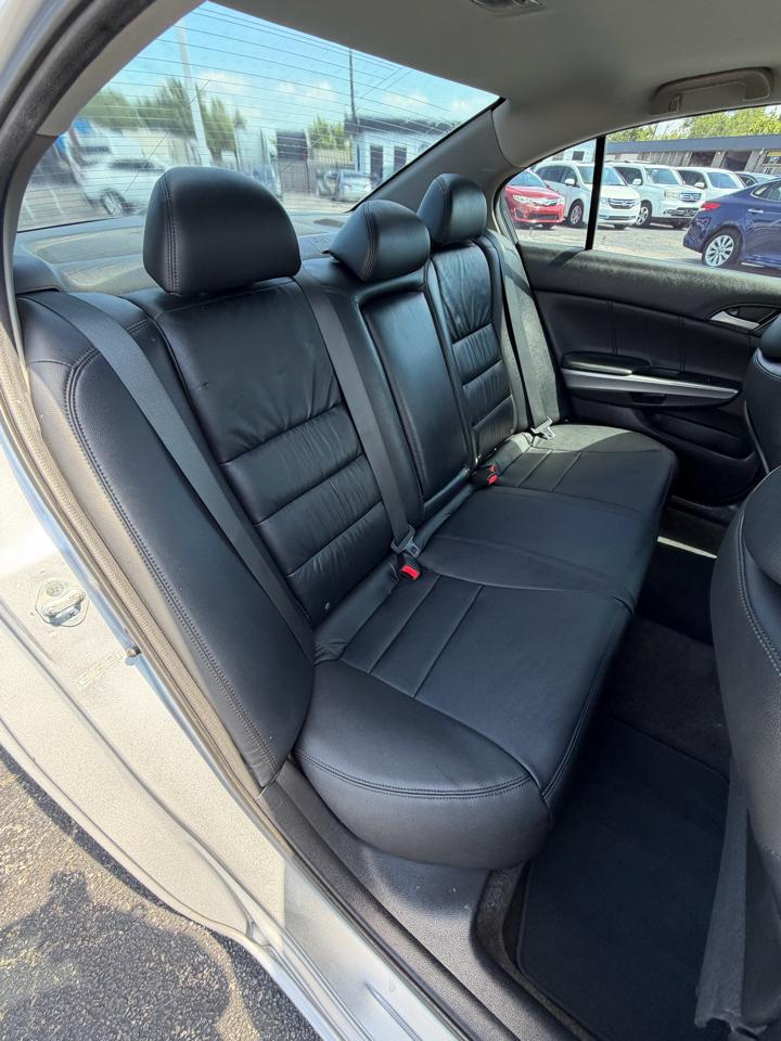 Honda Accord EX-L Sedan AT 2010