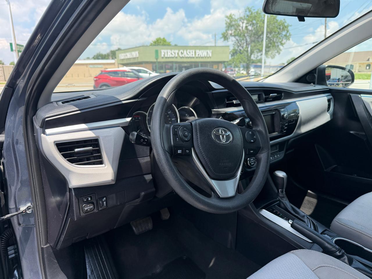 Toyota Corolla LE 2016