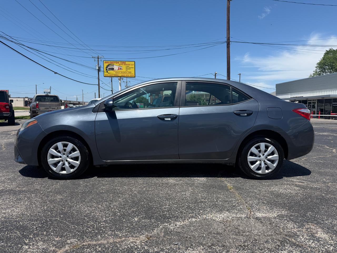 Toyota Corolla LE CVT 2016