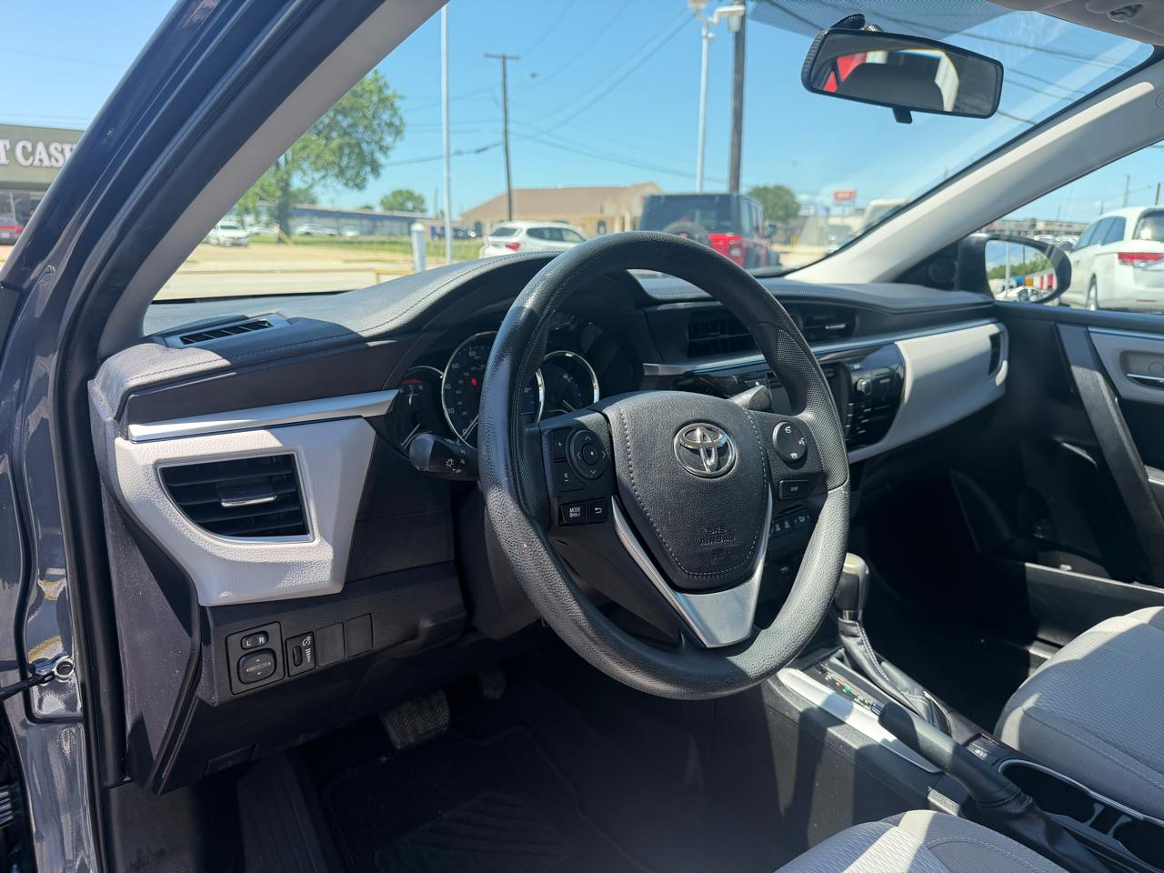 Toyota Corolla LE CVT 2016
