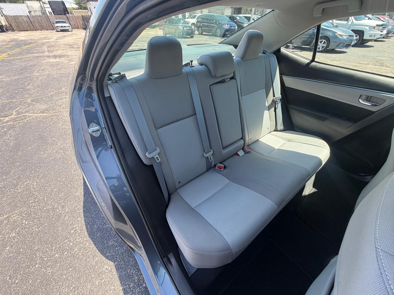 Toyota Corolla LE CVT 2016