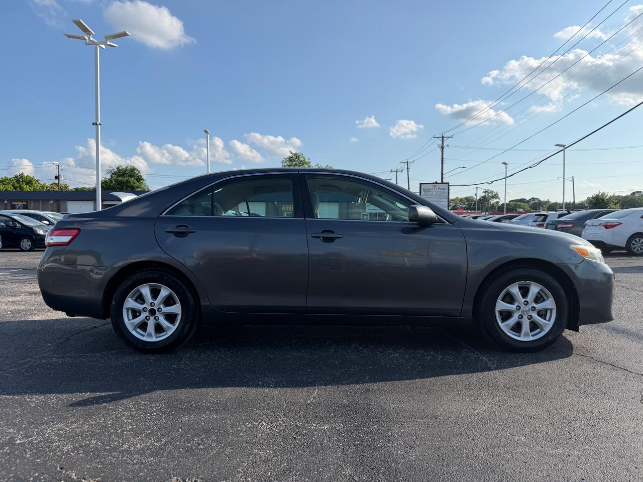 Toyota Camry  2011