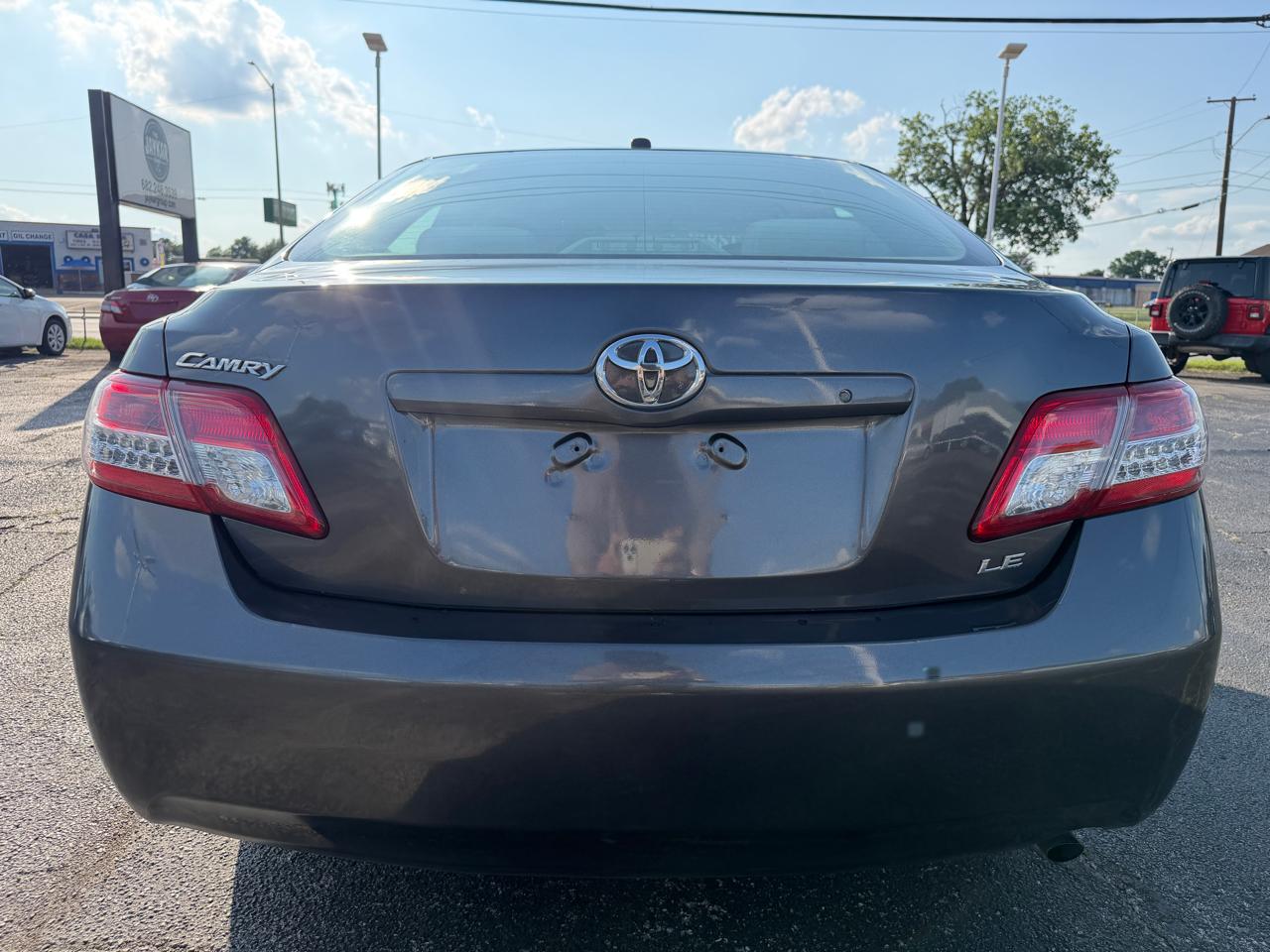 Toyota Camry  2011