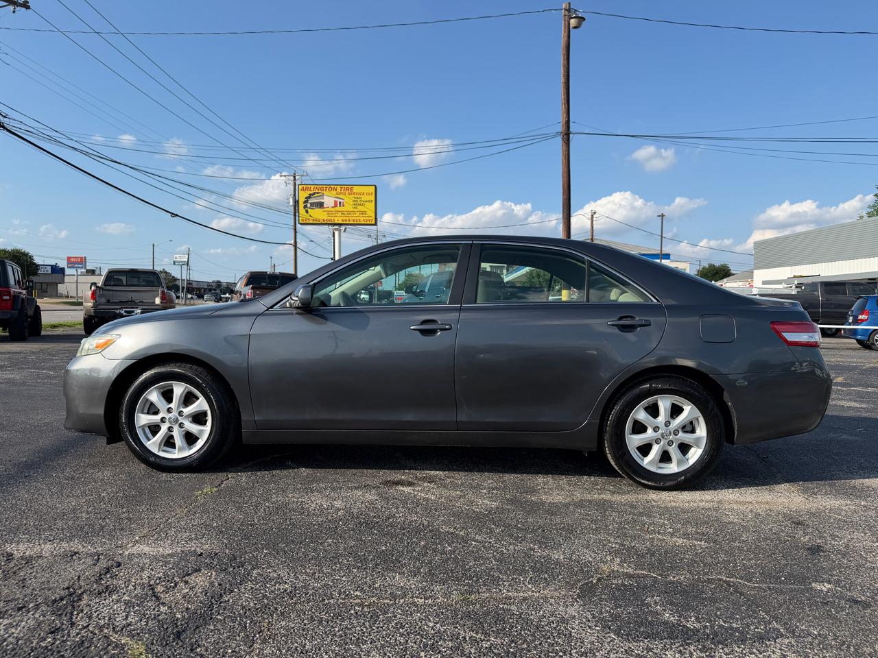 Toyota Camry  2011