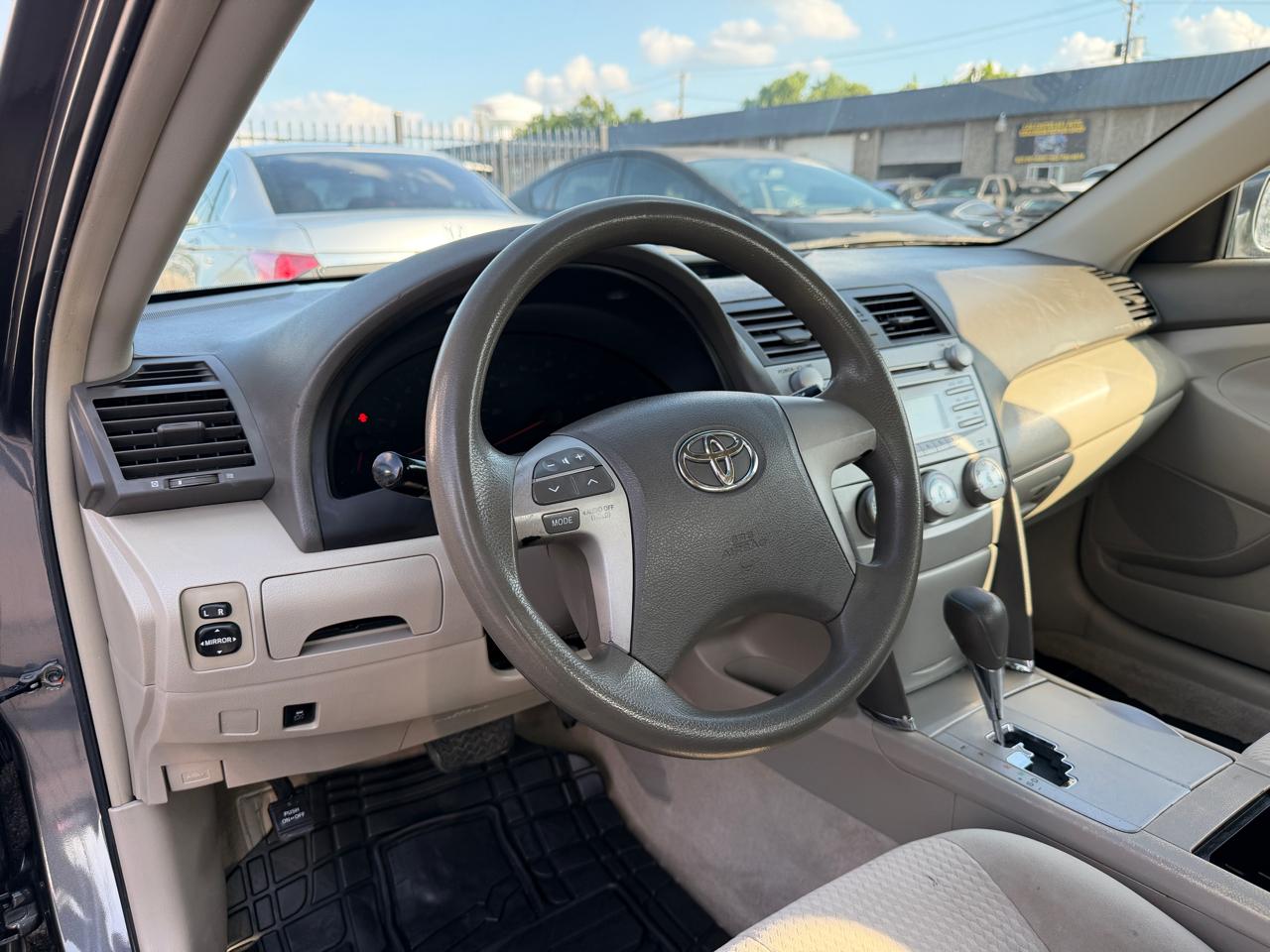 Toyota Camry  2011