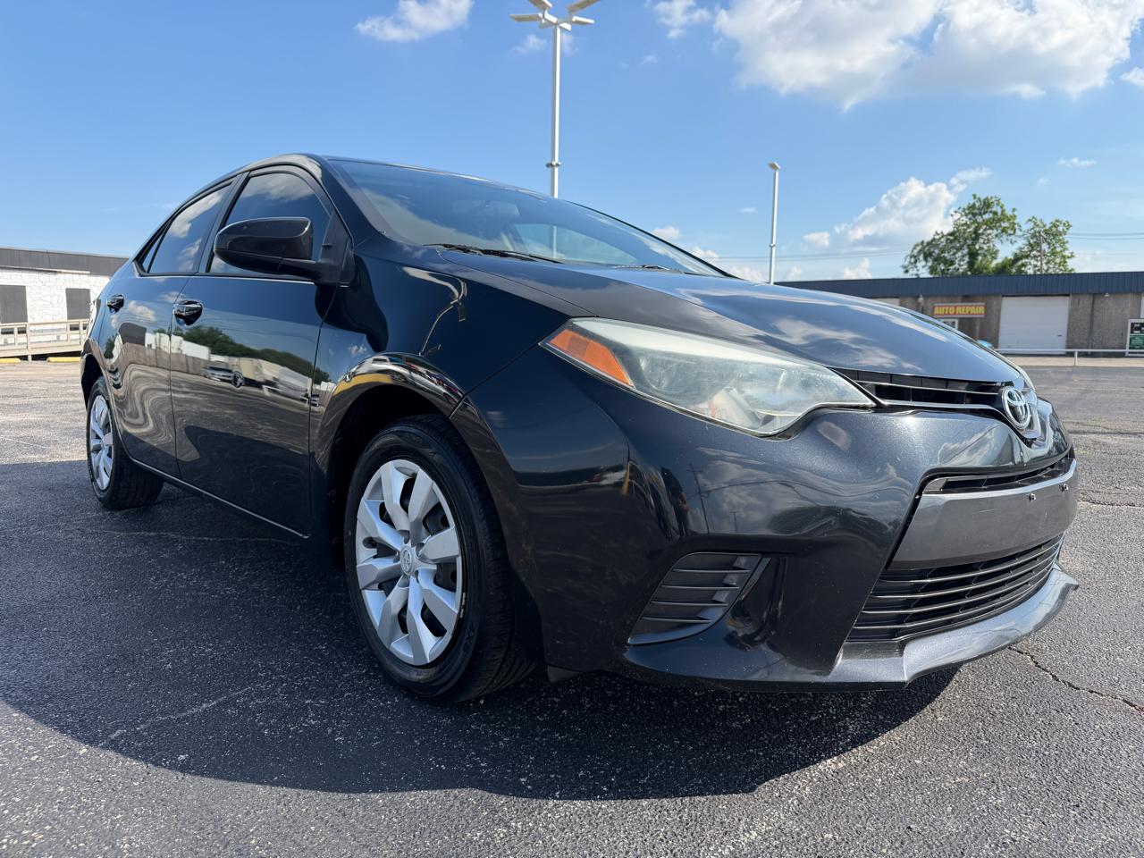 Toyota Corolla LE 2015