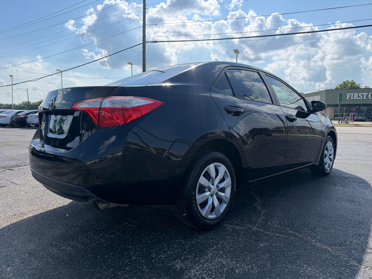 Toyota Corolla LE 2015