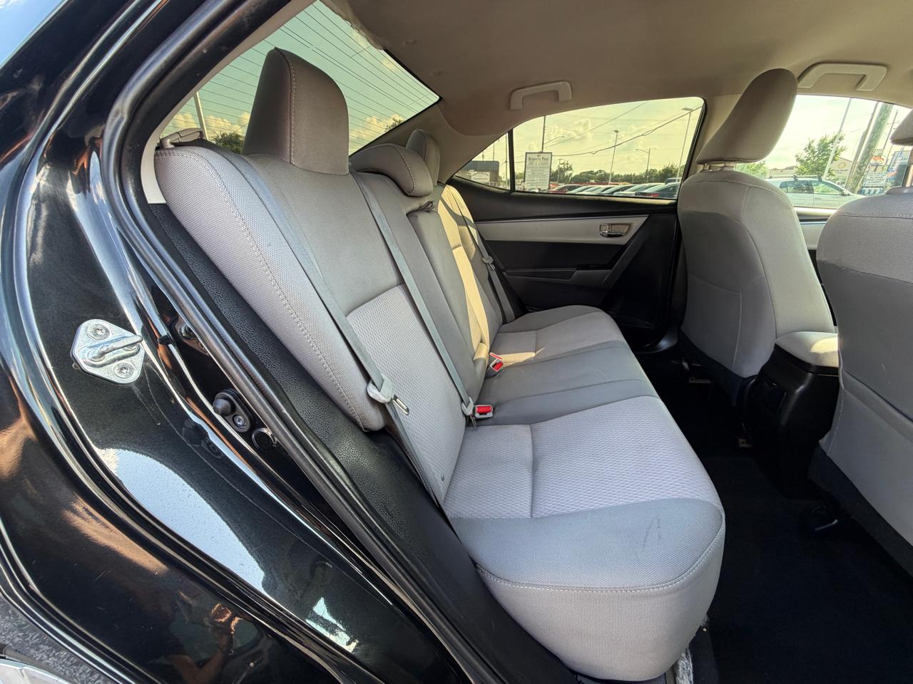 Toyota Corolla LE 2015