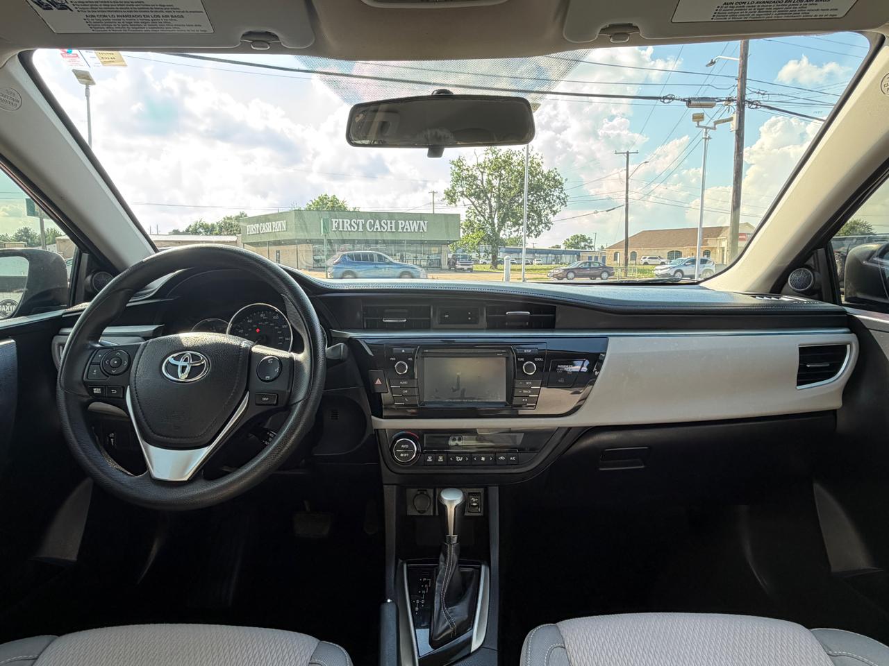 Toyota Corolla LE 2015