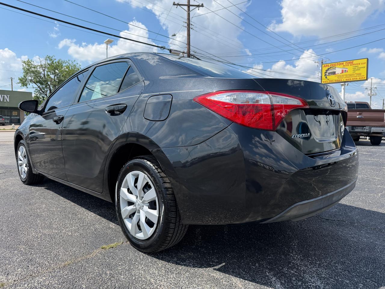 Toyota Corolla LE 2015