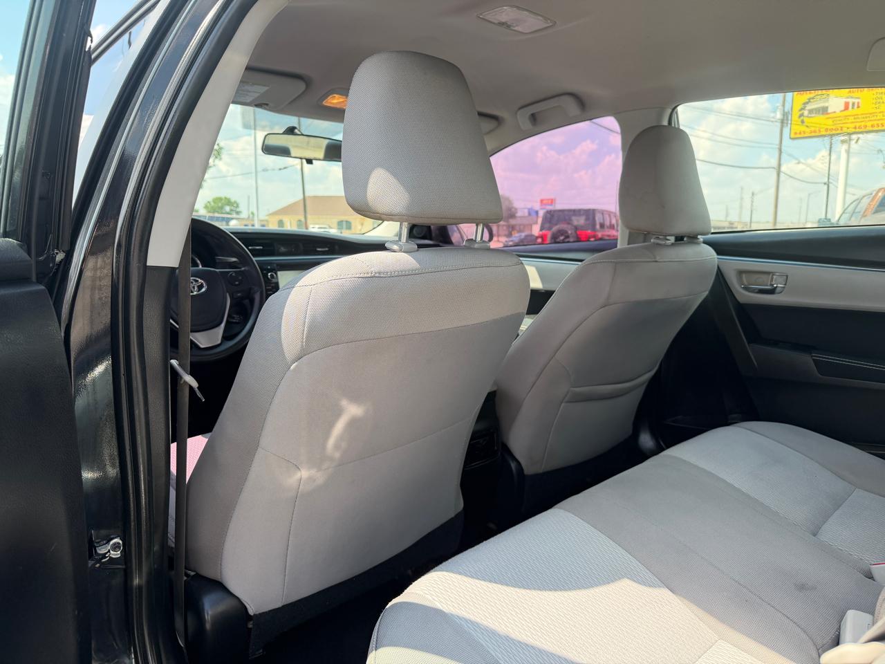 Toyota Corolla LE 2015