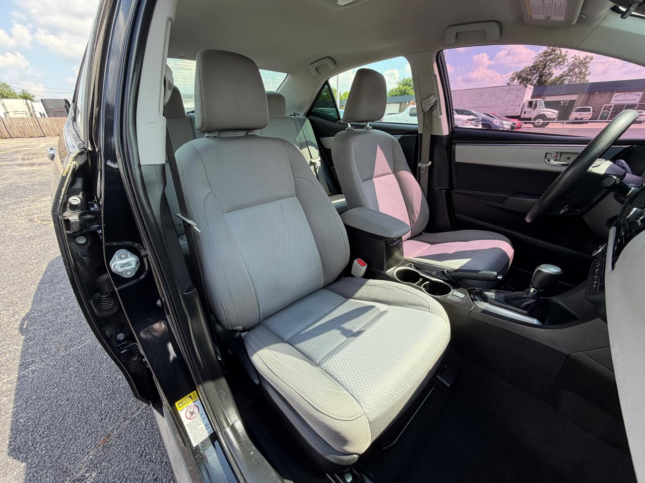 Toyota Corolla LE 2015