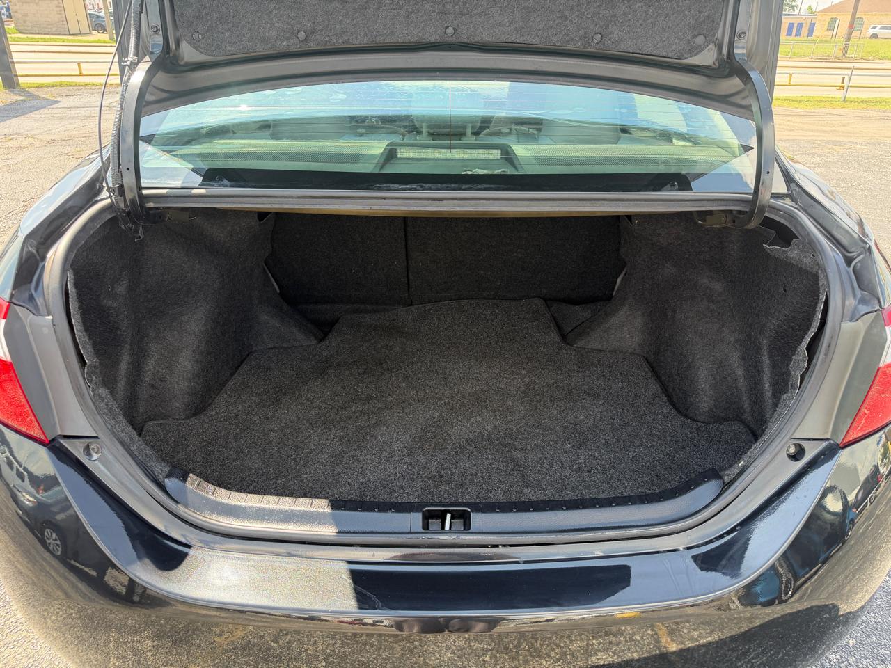 Toyota Corolla LE 2015