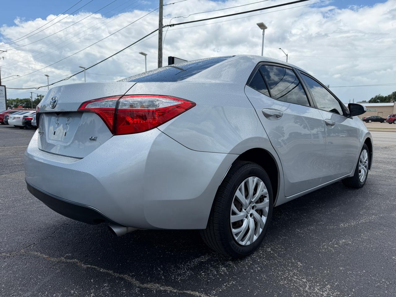 Toyota Corolla LE CVT 2016