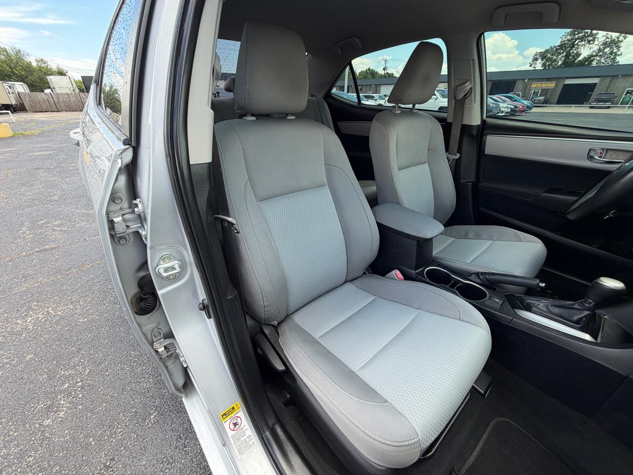 Toyota Corolla LE CVT 2016