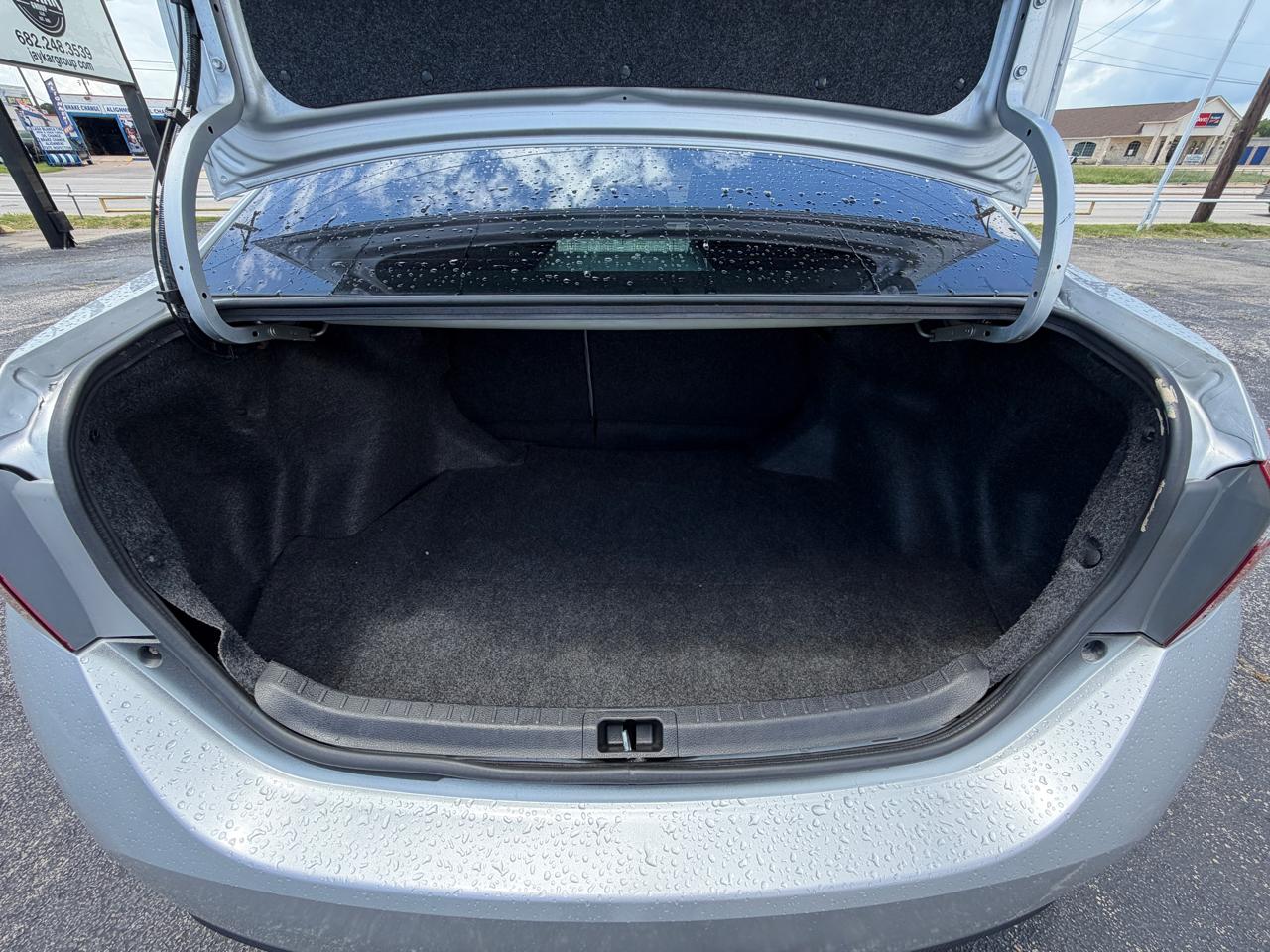 Toyota Corolla LE CVT 2016