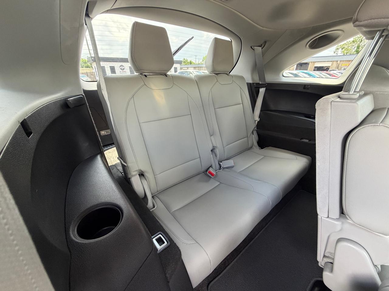 Acura MDX 6-Spd AT w/Tech Package 2015