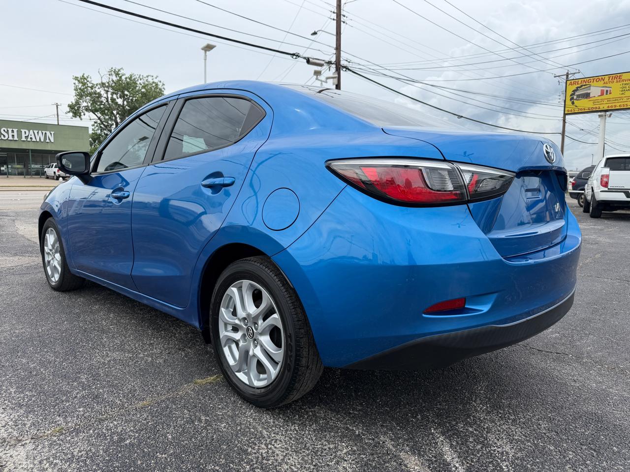 Toyota Yaris iA 6A 2018
