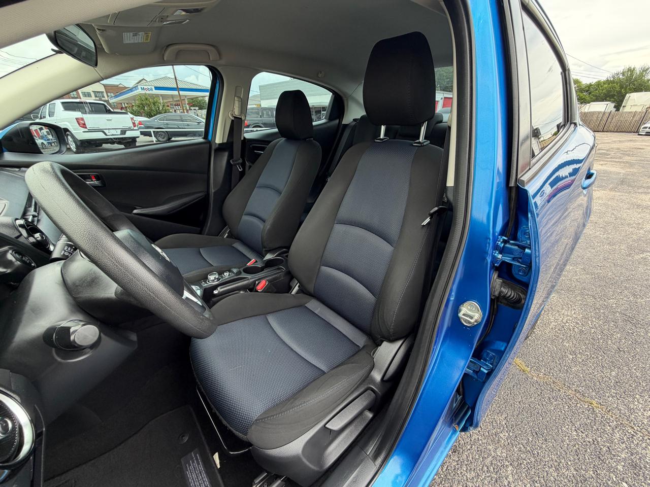 Toyota Yaris iA 6A 2018