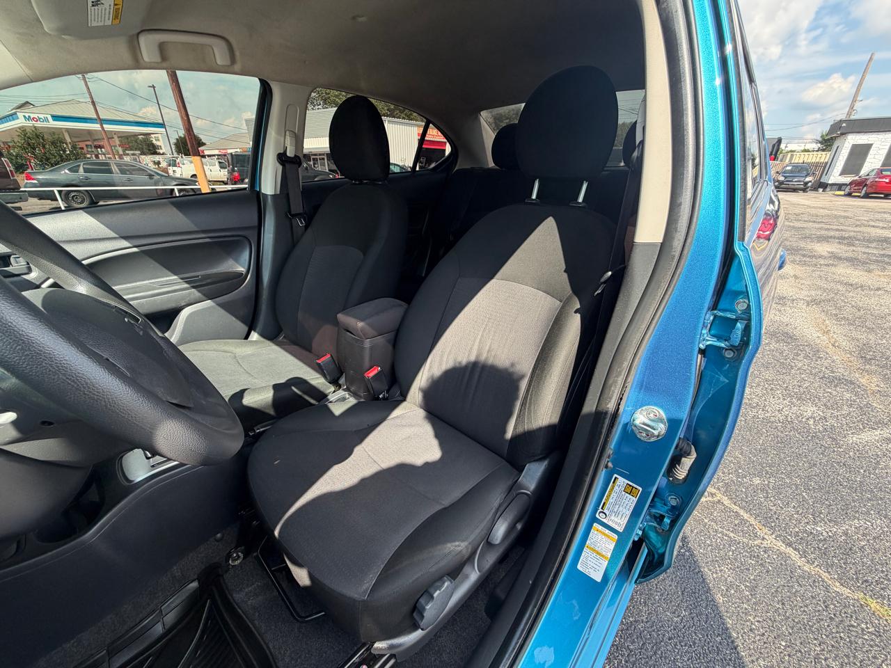 Mitsubishi Mirage G4 ES 2024