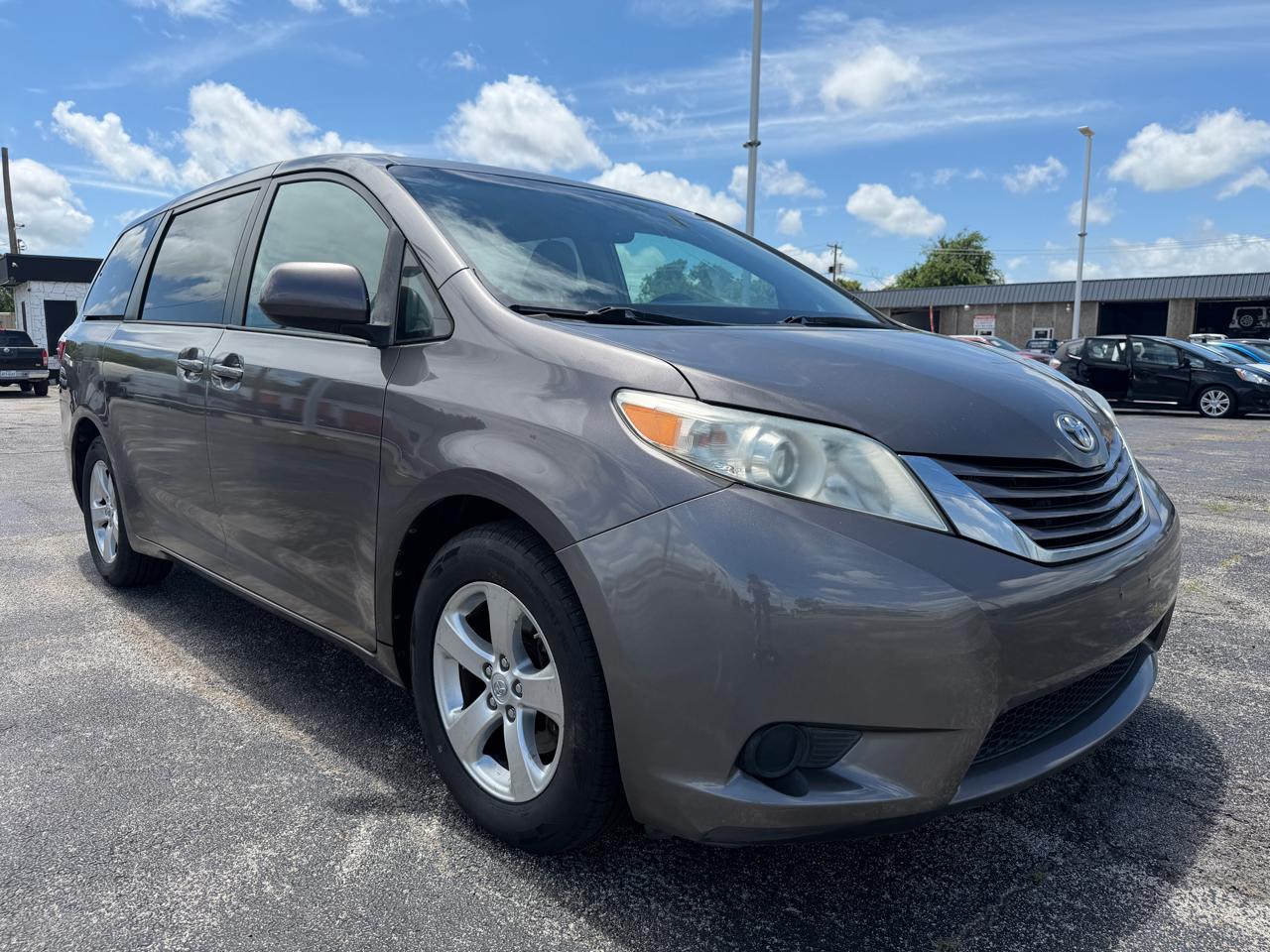 Toyota Sienna LE FWD 8-Passenger V6 2015
