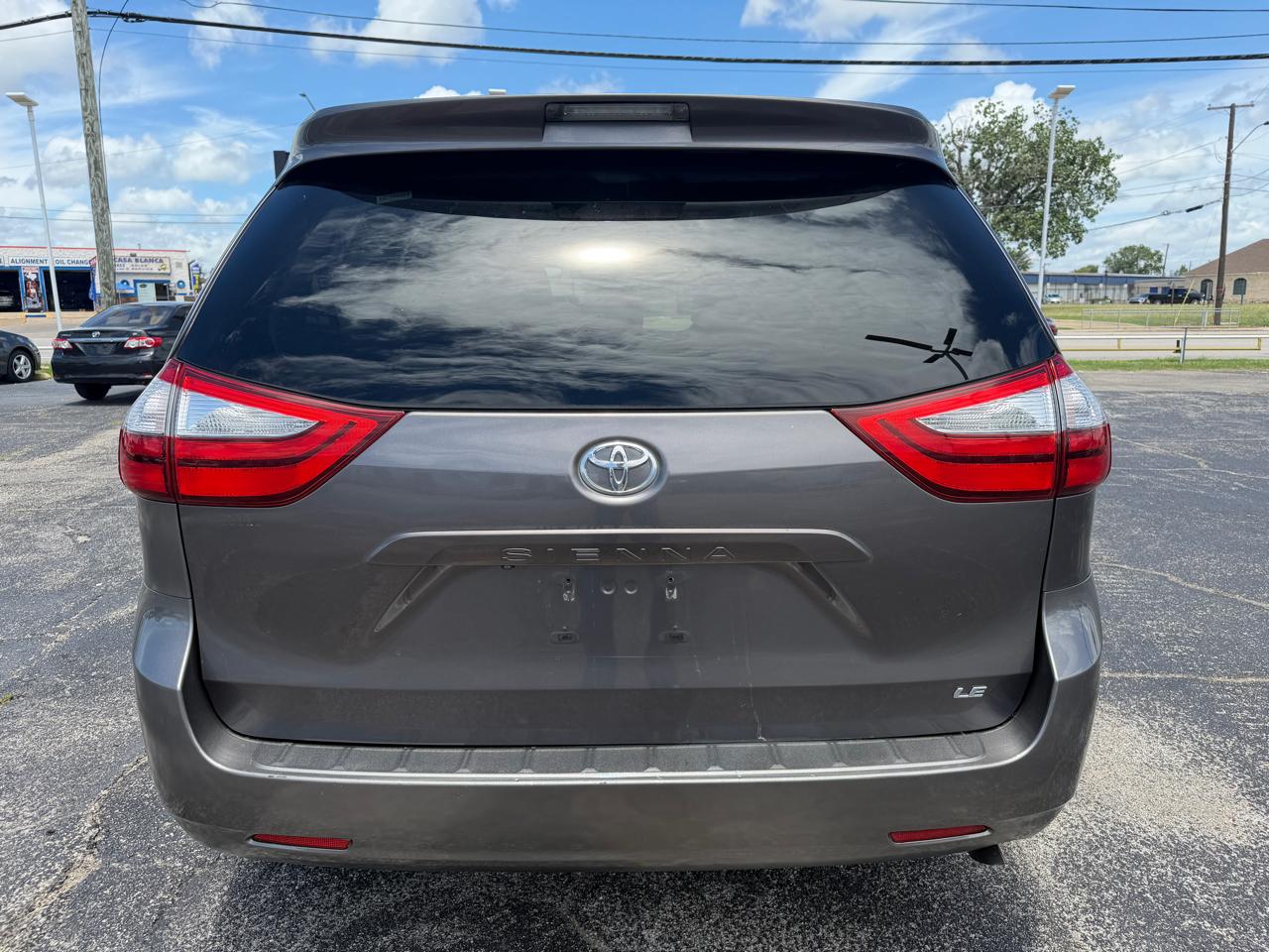 Toyota Sienna LE FWD 8-Passenger V6 2015