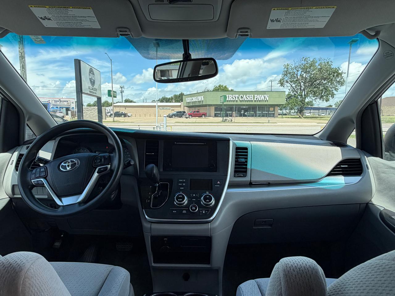 Toyota Sienna LE FWD 8-Passenger V6 2015