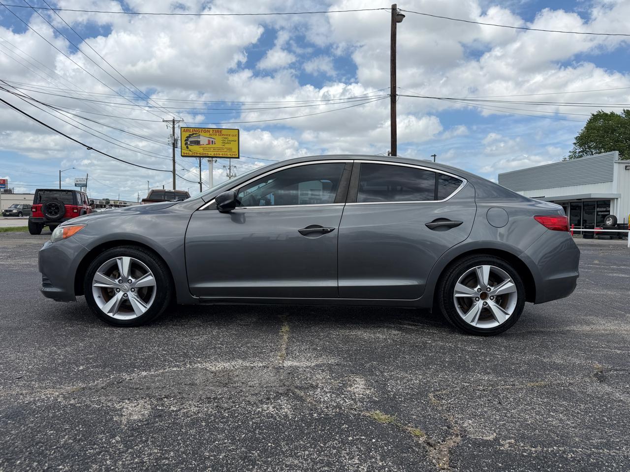 Acura ILX 5-Spd AT w/ Premium Package 2013