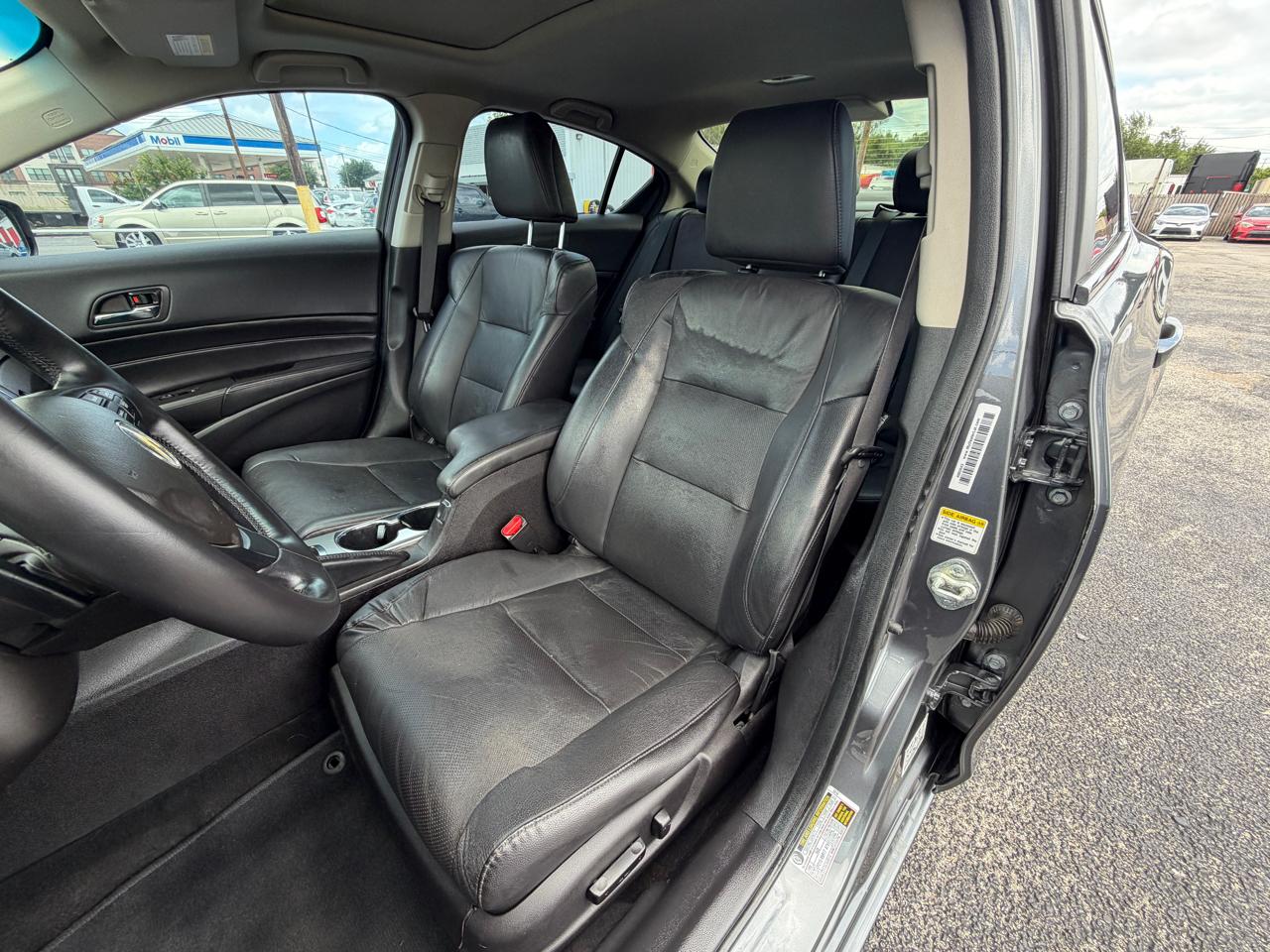 Acura ILX 5-Spd AT w/ Premium Package 2013