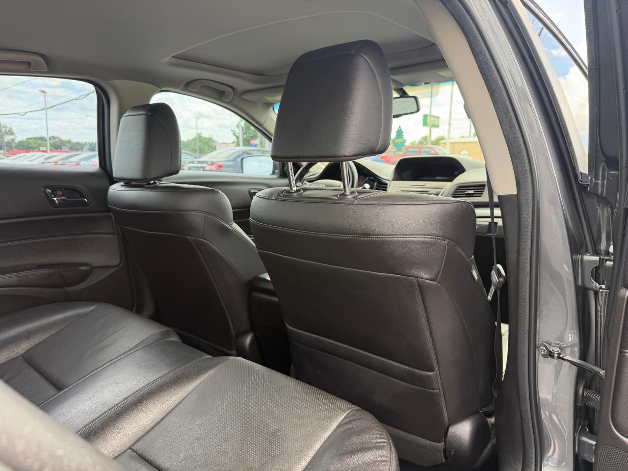 Acura ILX 5-Spd AT w/ Premium Package 2013
