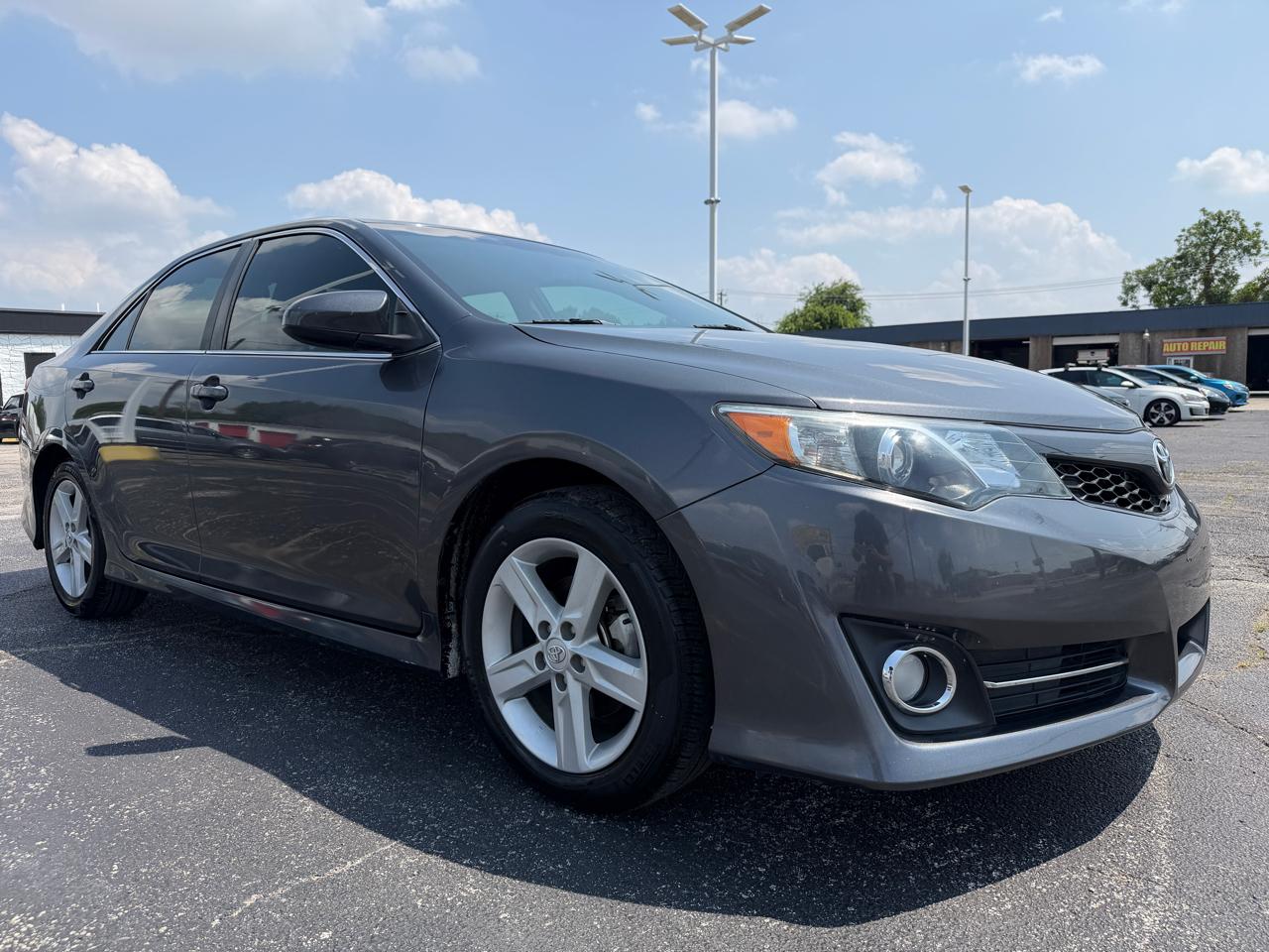 Toyota Camry SE 4D Sedan 2013