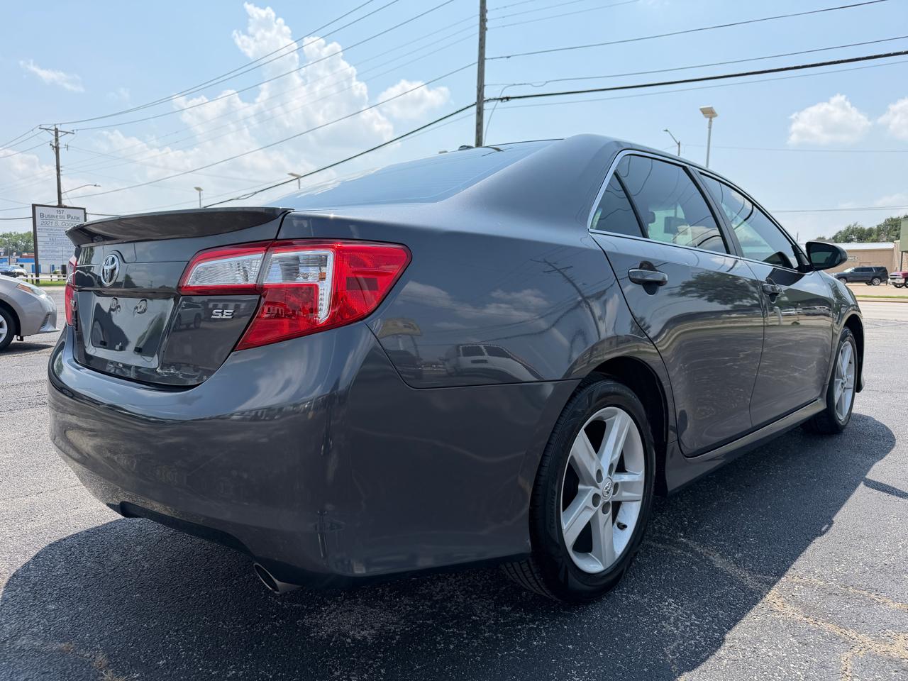 Toyota Camry SE 4D Sedan 2013