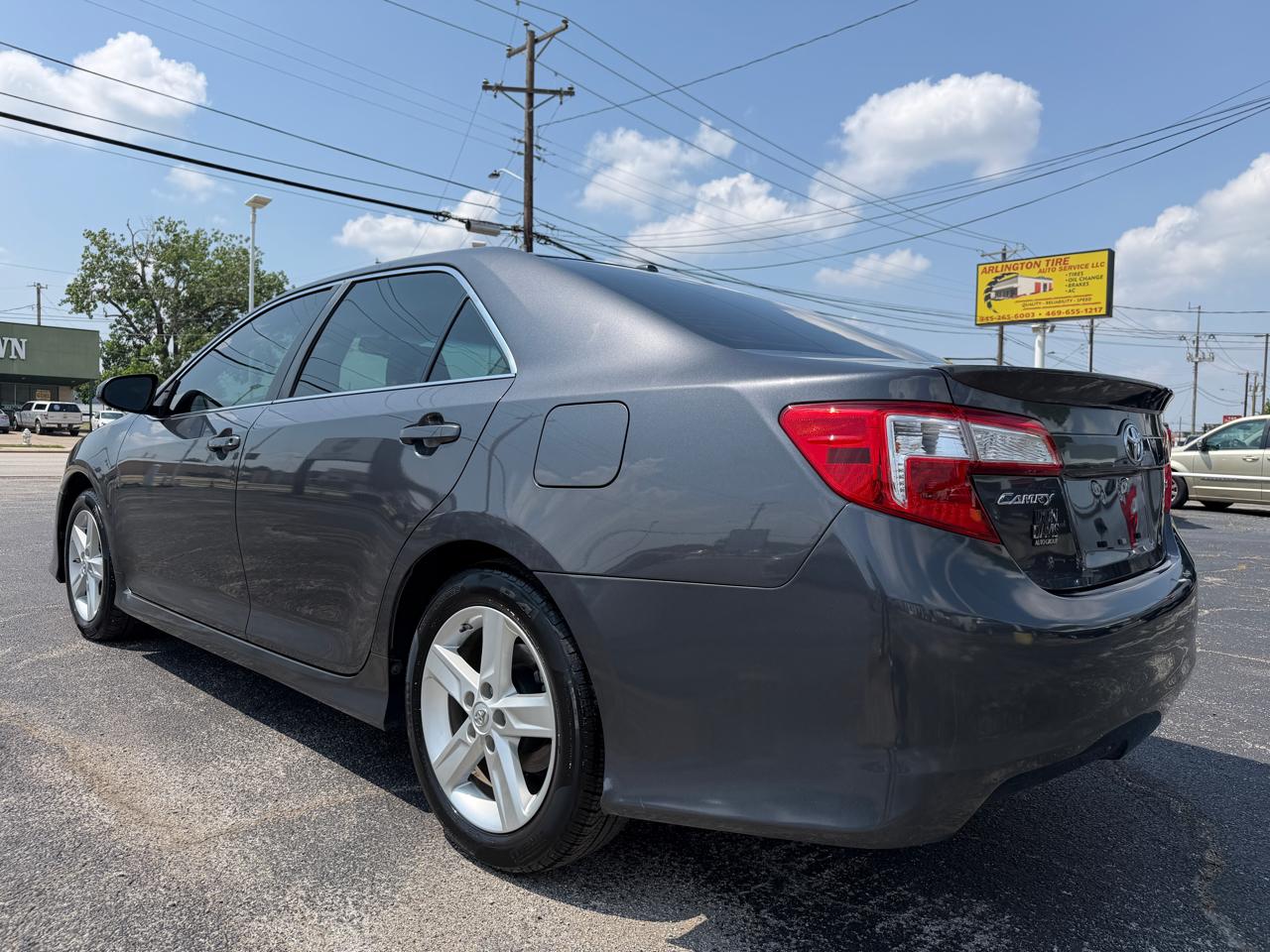 Toyota Camry SE 4D Sedan 2013