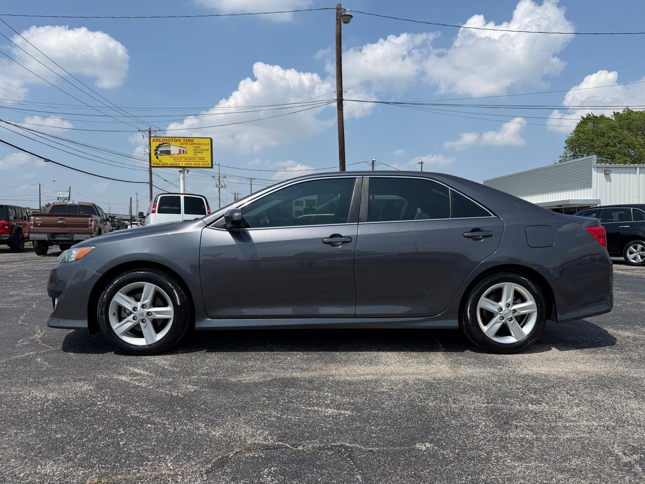 Toyota Camry SE 4D Sedan 2013