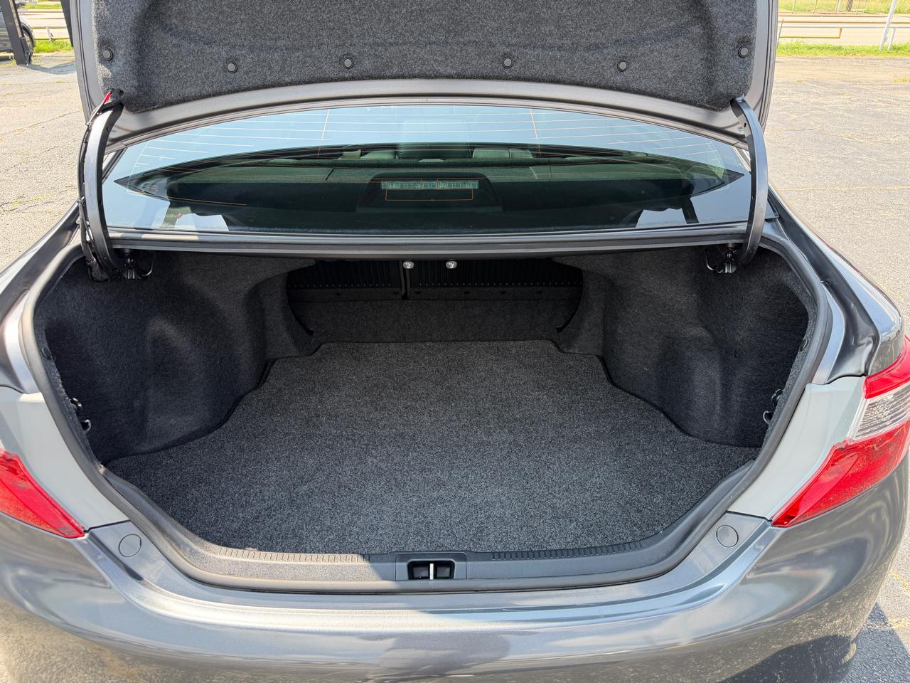 Toyota Camry SE 4D Sedan 2013
