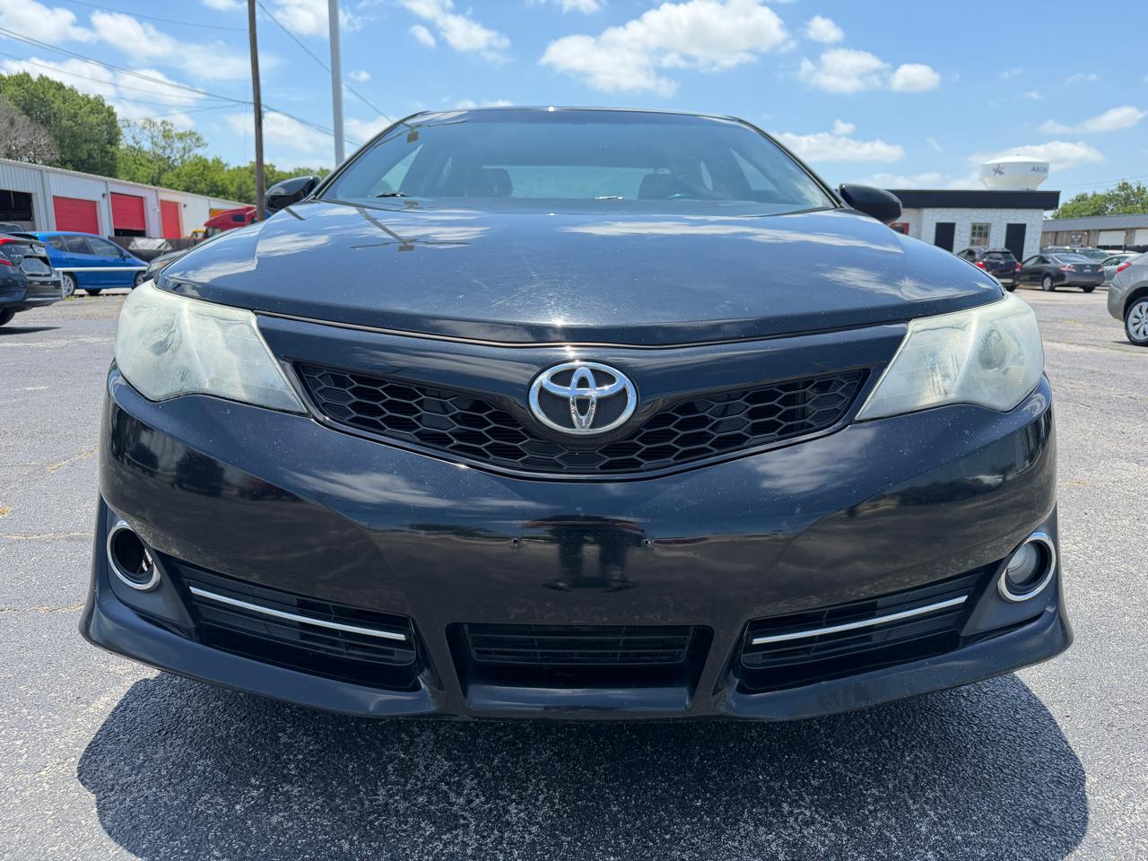Toyota Camry LE 2014