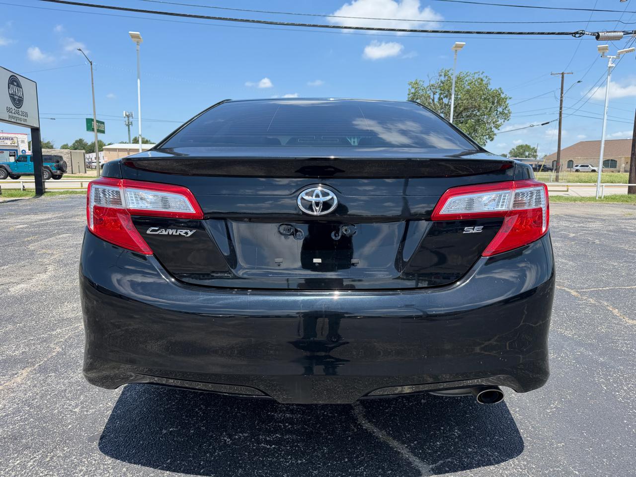 Toyota Camry LE 2014